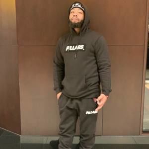 Meet your Posher, Vic